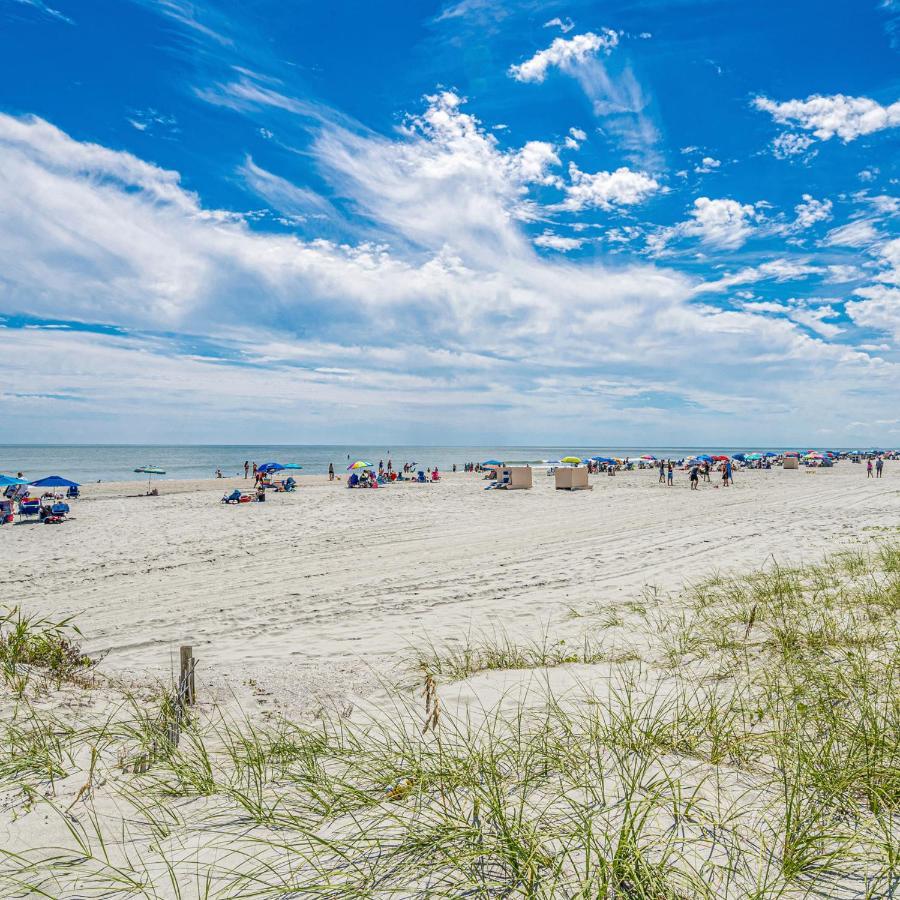 Soothing Oceanview Getaway -- Free Wi-Fi & Free Parking, New Listing Lejlighedshotel Myrtle Beach Eksteriør billede